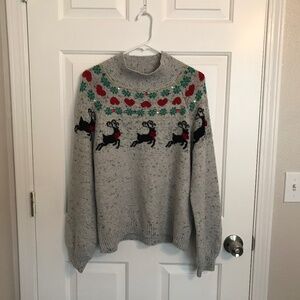 Christmas 33 Degrees Reindeer Hearts Fair Isle Rhinestones Sweater Size L Grey